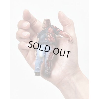 画像19: 地獄のゾンビ黙示録、トラック運転手 ‐ 1/16スケール　ゾンビ プラスチックモデル（送料無料）